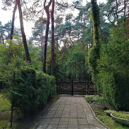 Caloroczny Lesny Domek Letniskowy Do Wynajecia Ferienhaus