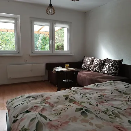 Caloroczny Lesny Domek Letniskowy Do Wynajecia *